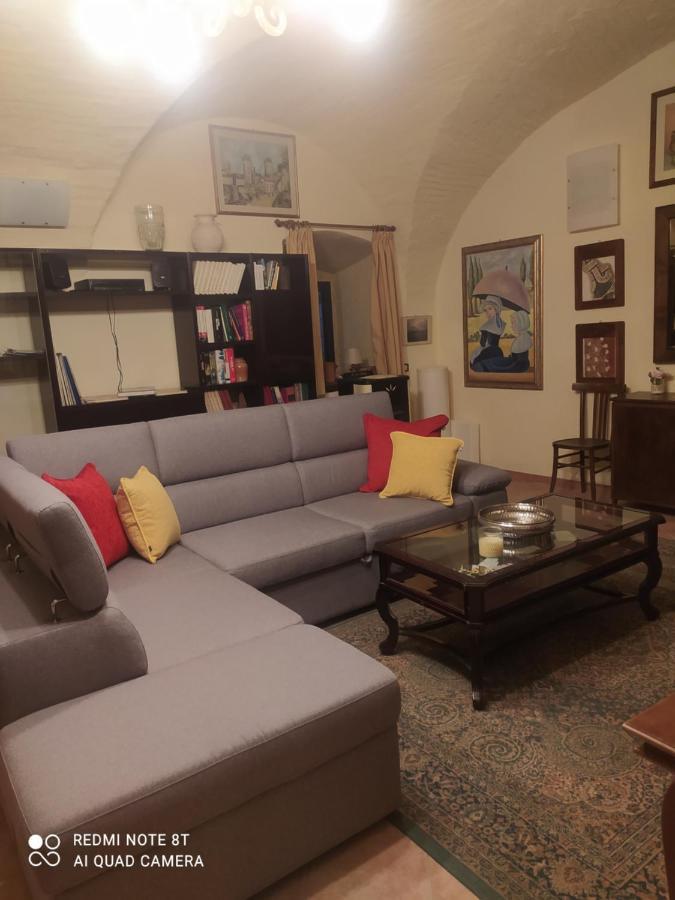 Casa Vacanza Todi Antica Buitenkant foto