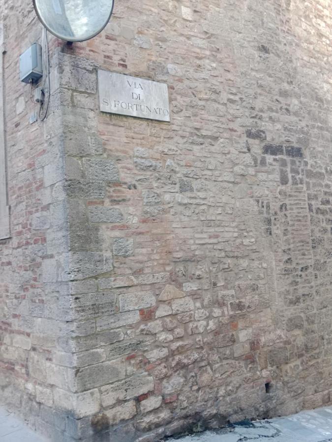 Casa Vacanza Todi Antica Buitenkant foto